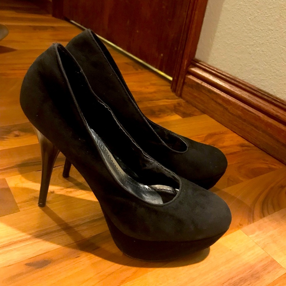 Black heels